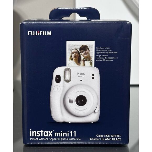 Fujifilm Instax Mini 11 Instant Camera - ICE WHITE - Picture 2 of 10